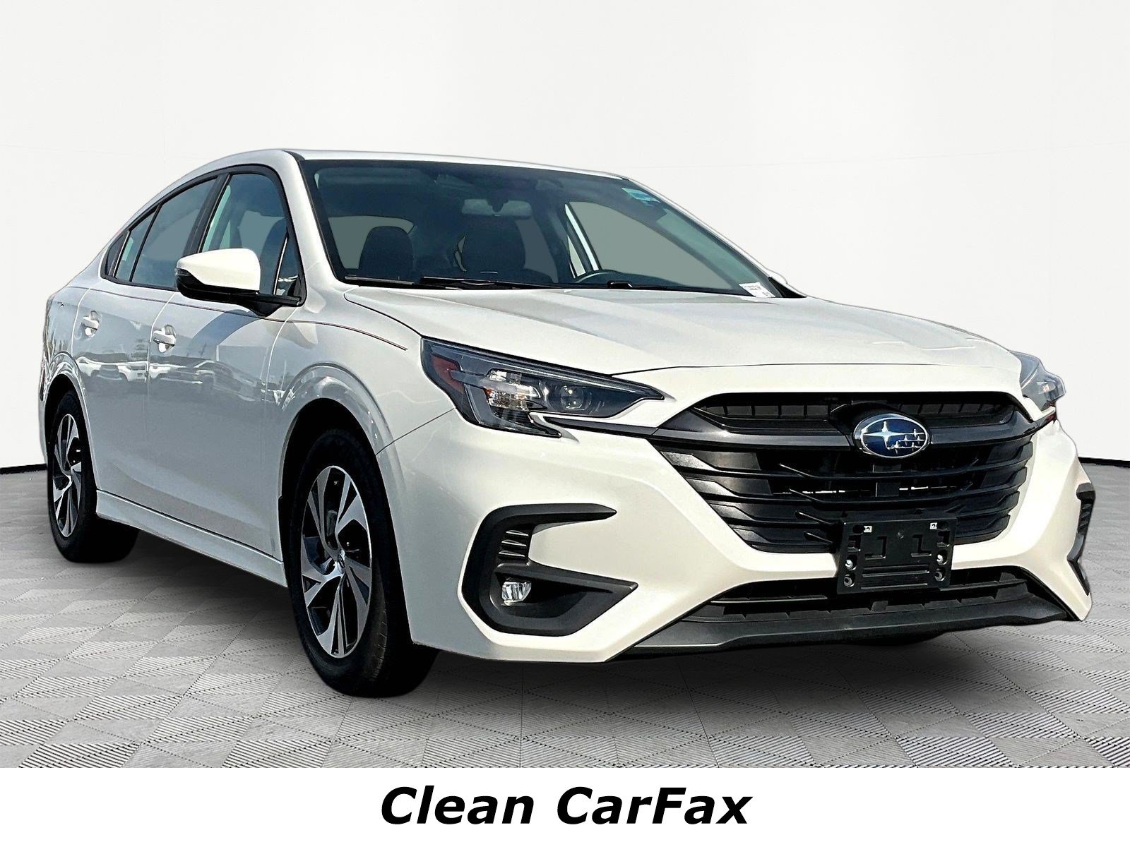 Used 2025 Subaru Legacy Premium AWD/4WD image 3
