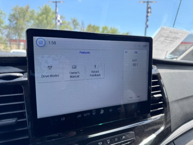 Used 2023 Ford Transit 350 XLT image 33