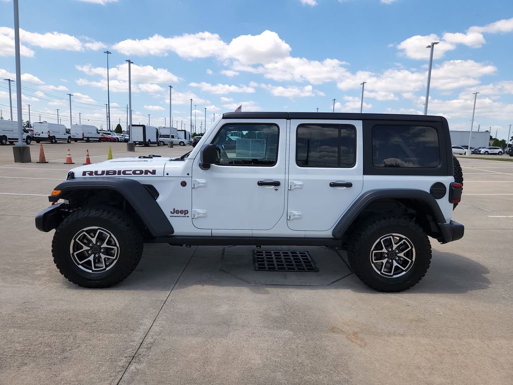 Used 2025 Jeep Wrangler Unlimited Rubicon AWD/4WD image 8
