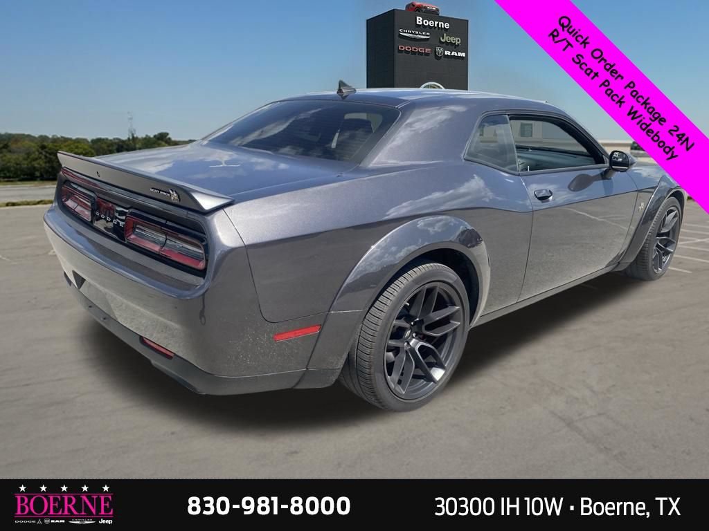 Used 2022 Dodge Challenger R/T Scat Pack RWD image 8