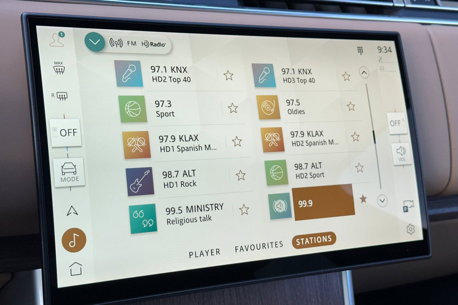 New 2026 Land Rover Range Rover SE image 17