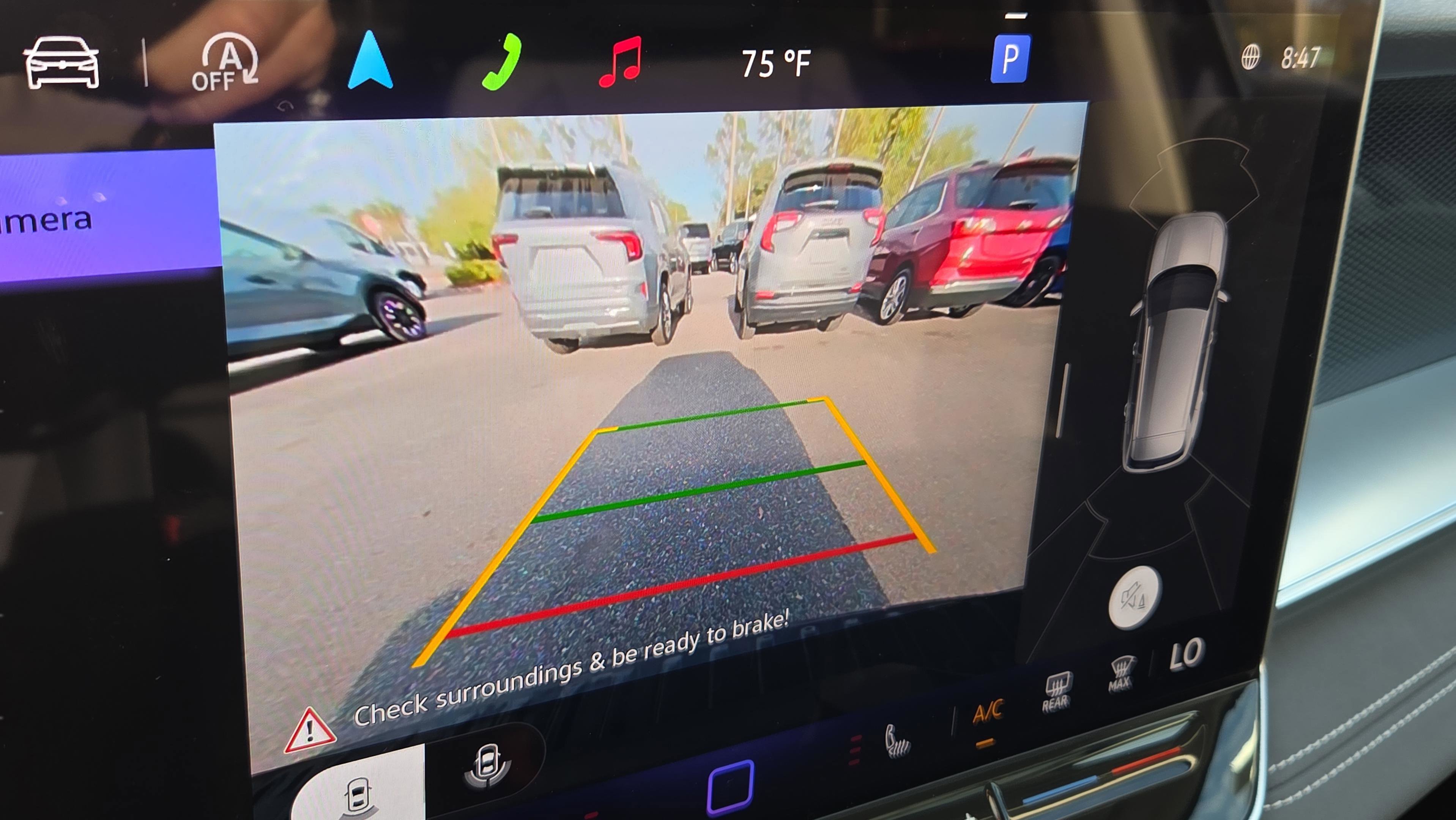 Used 2025 Volkswagen Tiguan SE image 24