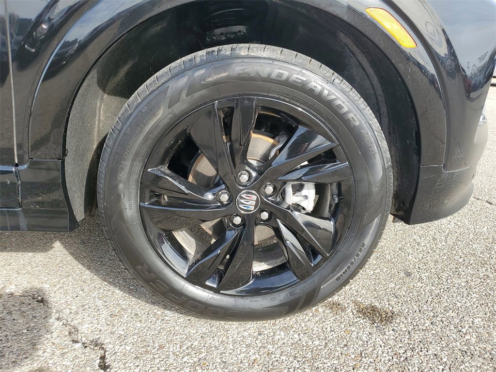 Used 2024 Buick Encore GX Sport Touring image 5