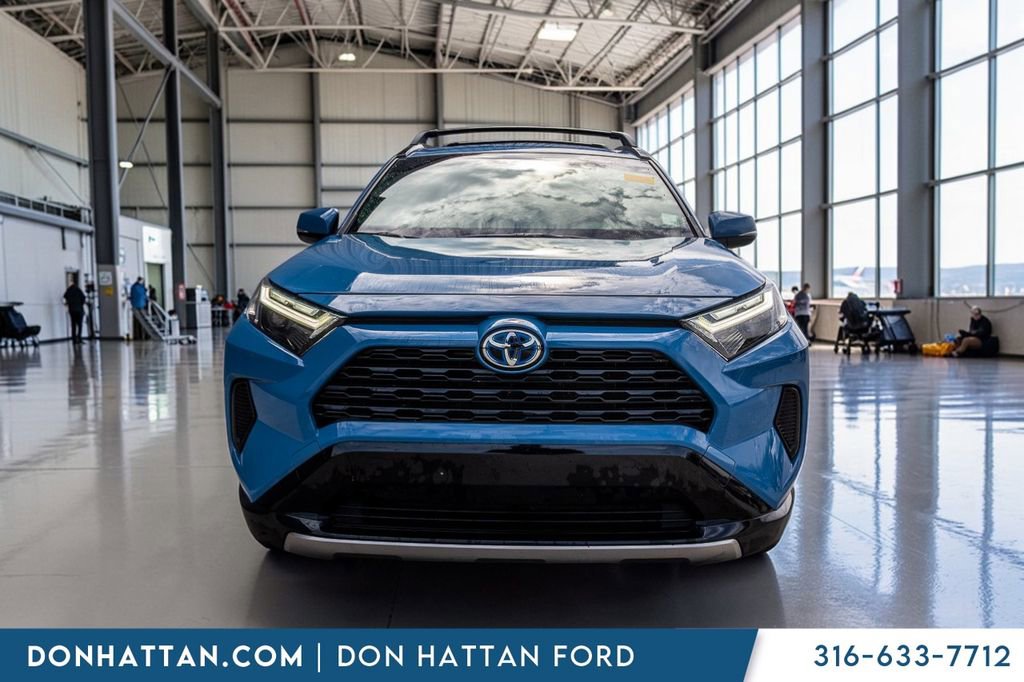 Used 2024 Toyota RAV4 SE image 20