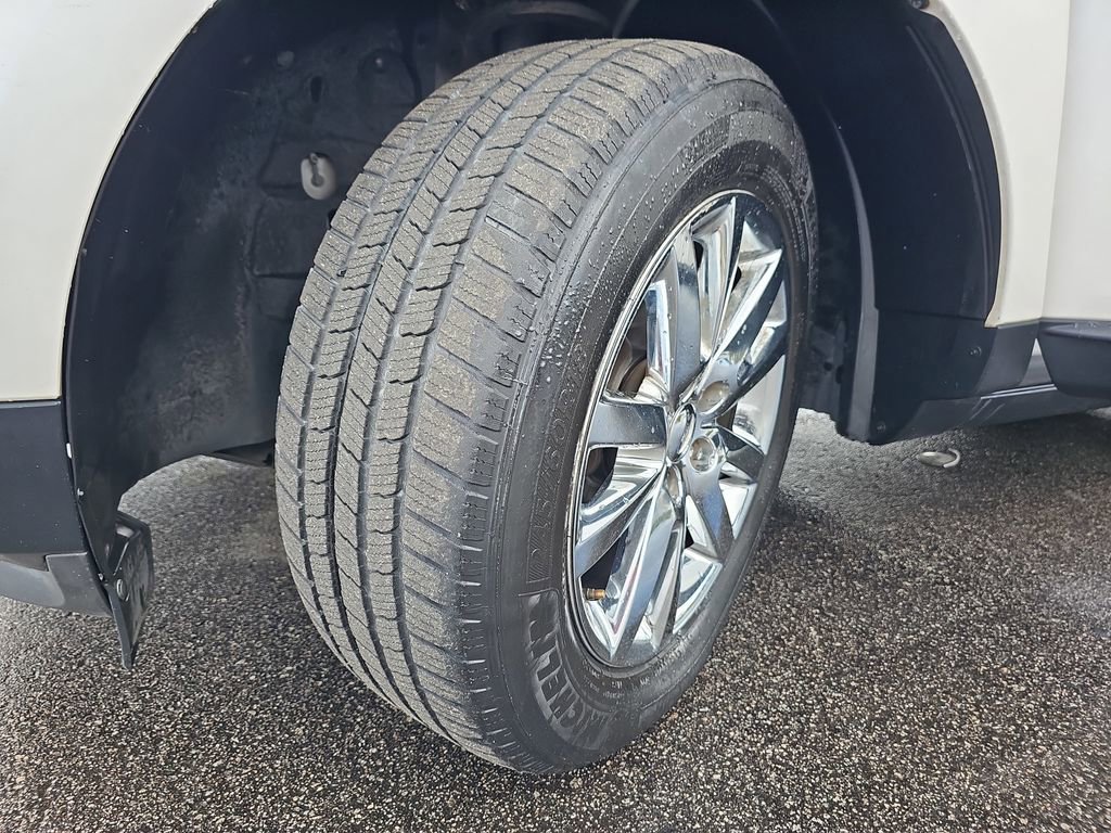 Used 2012 Ford Edge Limited image 35