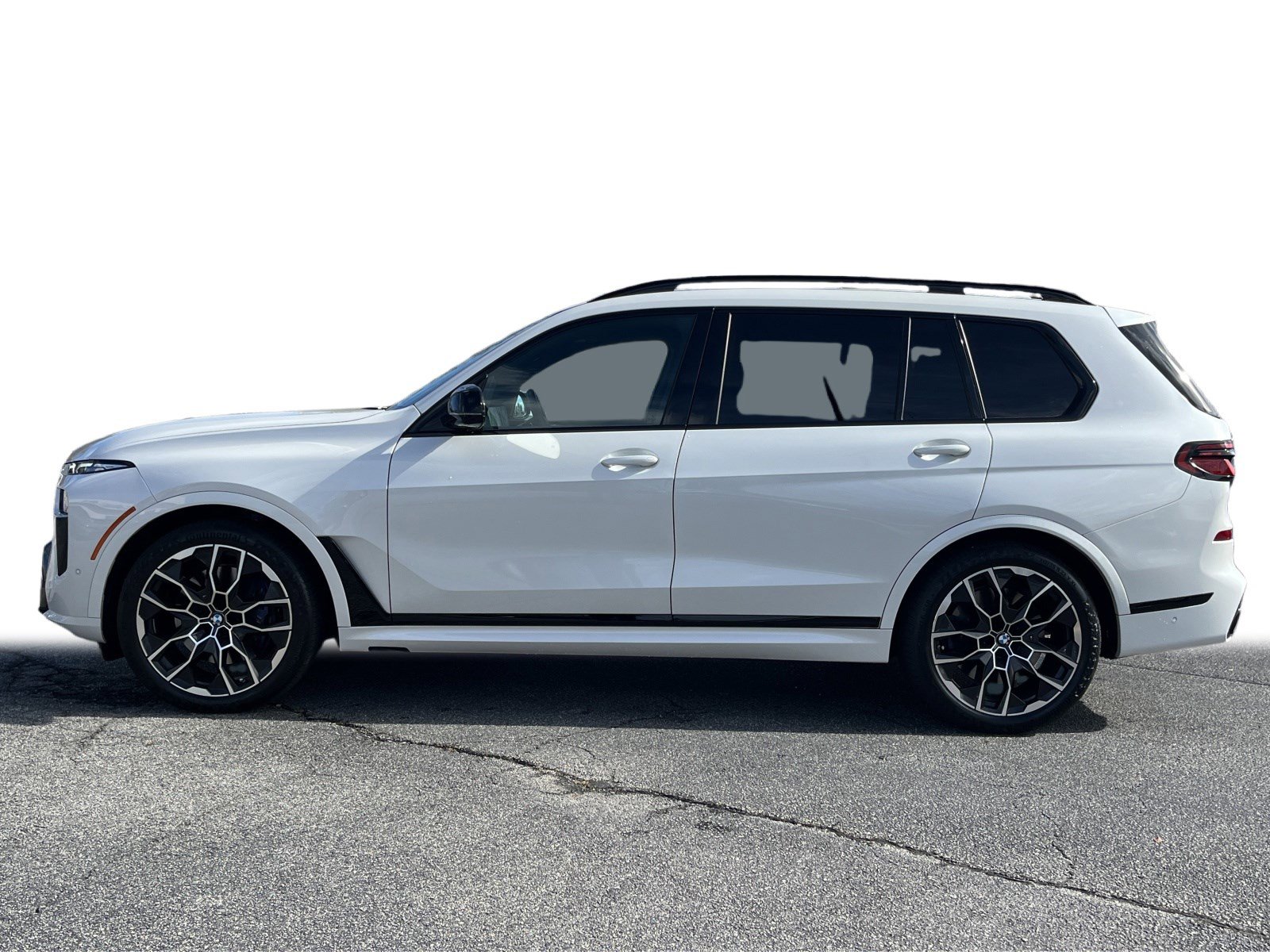 Certified 2024 BMW X7 M60i w/ Executive Package image 26