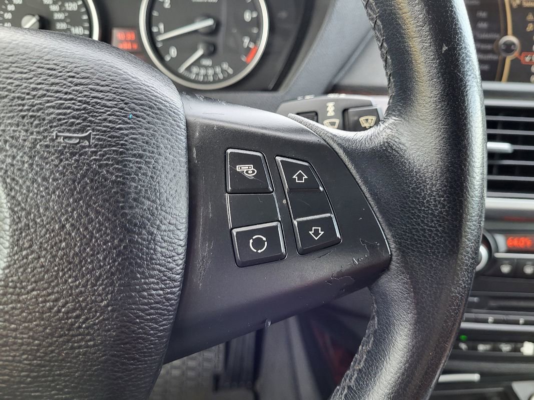 Used 2011 BMW X5 xDrive35i AWD/4WD image 29