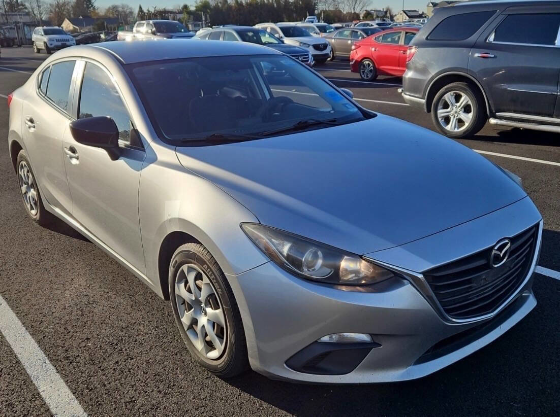 Used 2015 MAZDA MAZDA3 i SV image 1