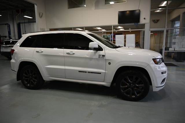 Used 2018 Jeep Grand Cherokee High Altitude AWD/4WD image 4