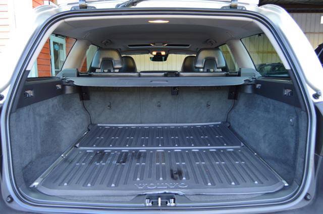 Used 2016 Volvo XC70 T5 Premier w/ Proximity Package FWD image 36