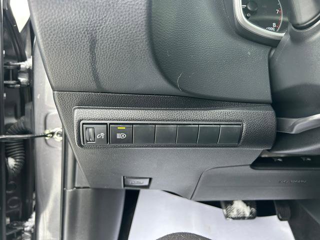 Used 2023 Toyota Corolla SE image 18