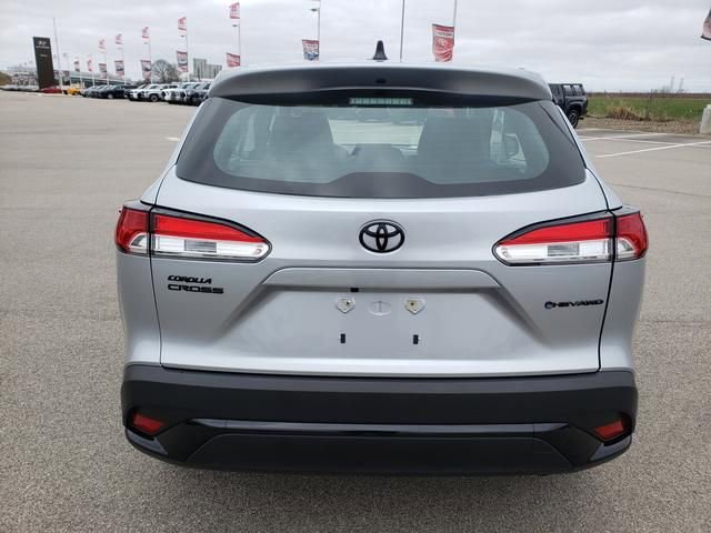 Used 2025 Toyota Corolla Cross AWD Hybrid image 6