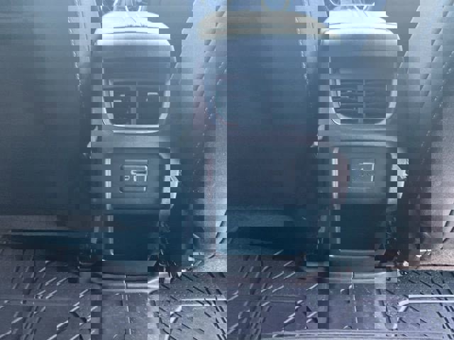 Used 2024 Chevrolet Blazer LT w/ Convenience Package image 12