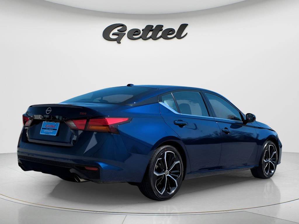 Certified 2024 Nissan Altima 2.5 SR image 5