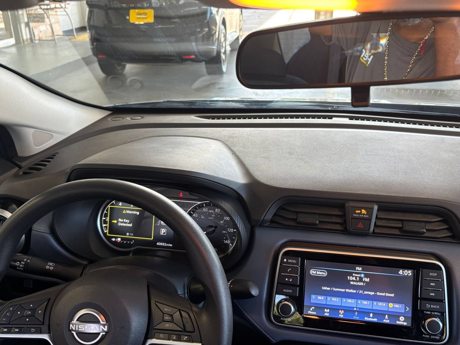 Used 2025 Nissan Versa SV FWD image 32