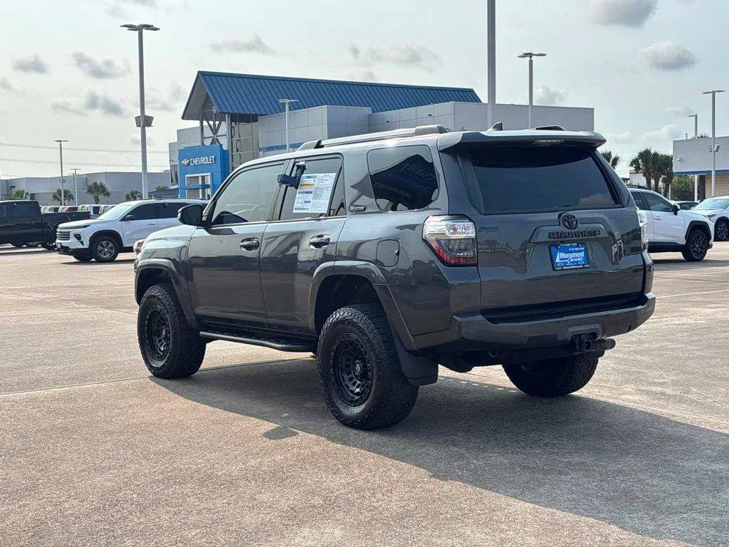 Used 2022 Toyota 4Runner SR5 Premium AWD/4WD image 26