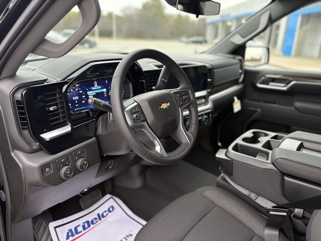 New 2026 Chevrolet Silverado 1500 LT image 16