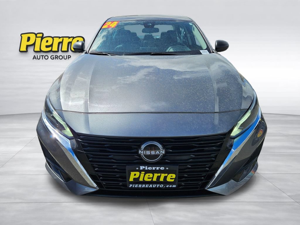 Used 2024 Nissan Altima 2.5 SV FWD image 7