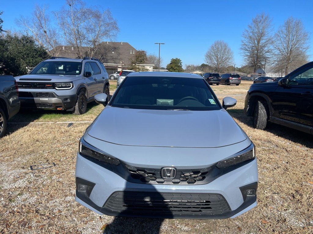 Used 2024 Honda Civic Sport Touring image 2