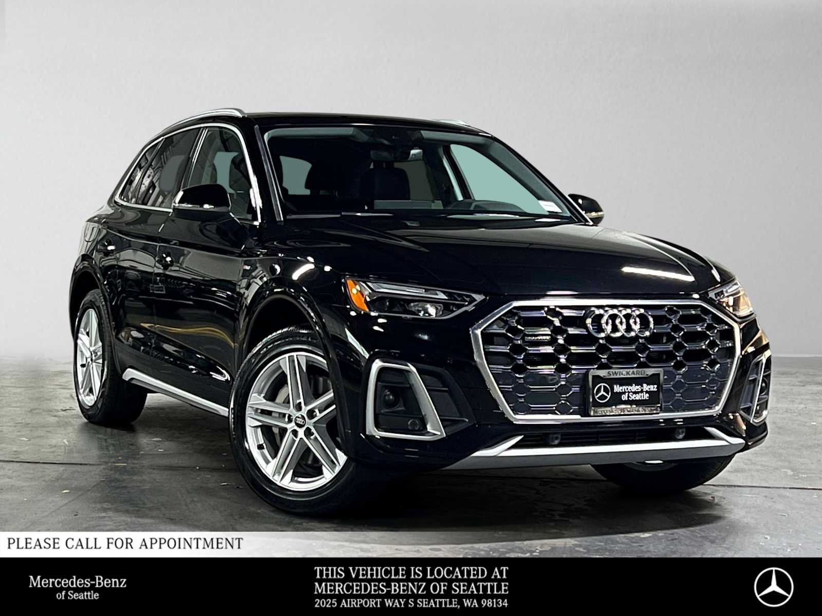 Used 2024 Audi Q5 e Premium w/ Convenience Package