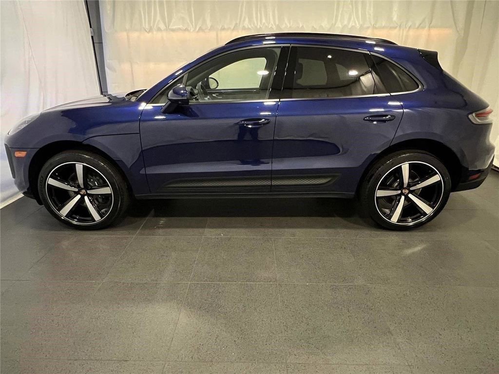 New 2026 Porsche Macan AWD/4WD image 2