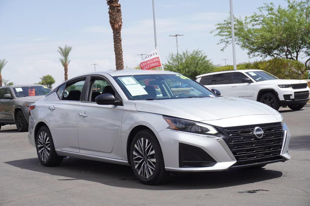 Certified 2024 Nissan Altima 2.5 SV FWD image 4