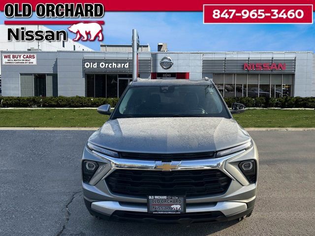 Used 2024 Chevrolet TrailBlazer LT w/ LT Cold Weather Package image 2