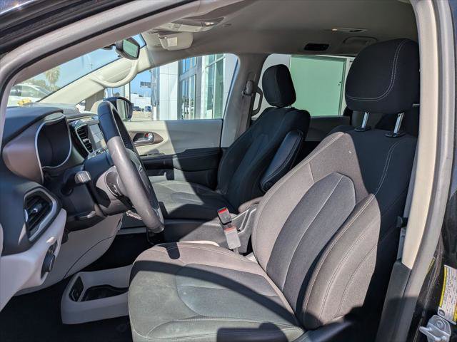 Certified 2023 Chrysler Voyager LX FWD image 11