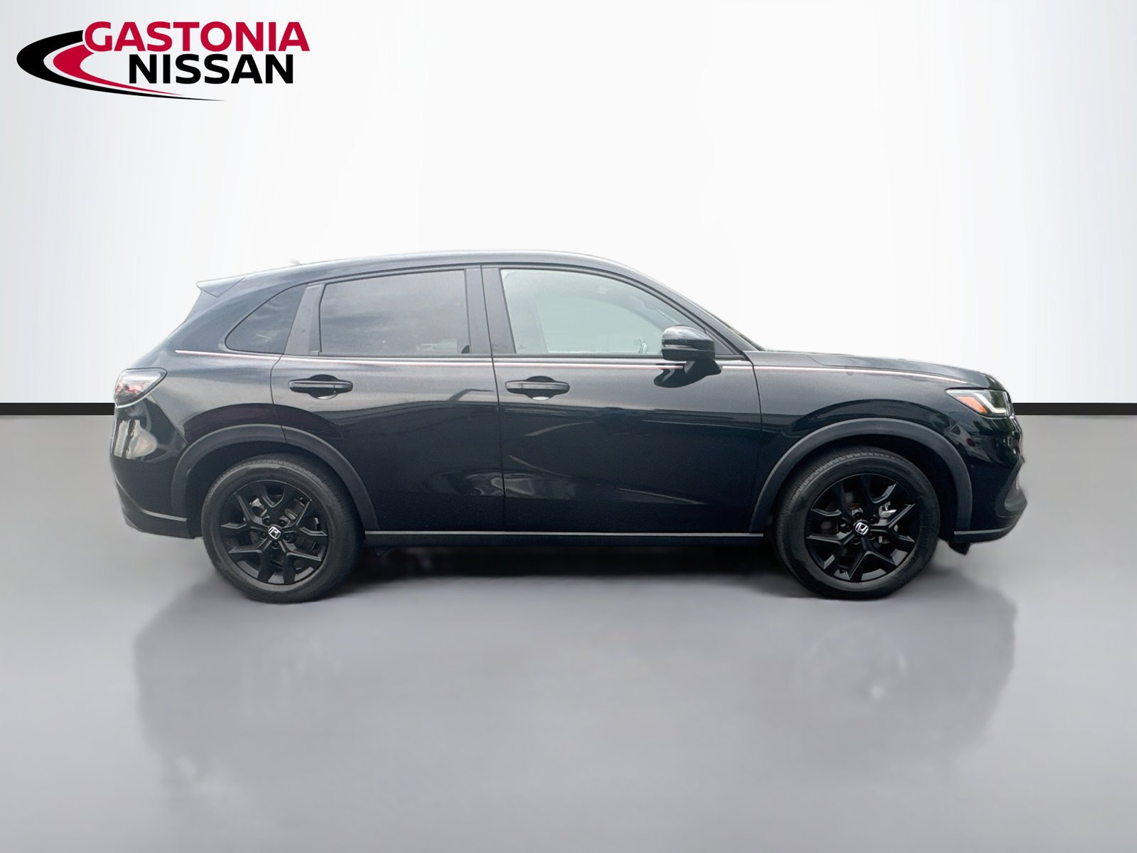 Used 2025 Honda HR-V Sport image 10