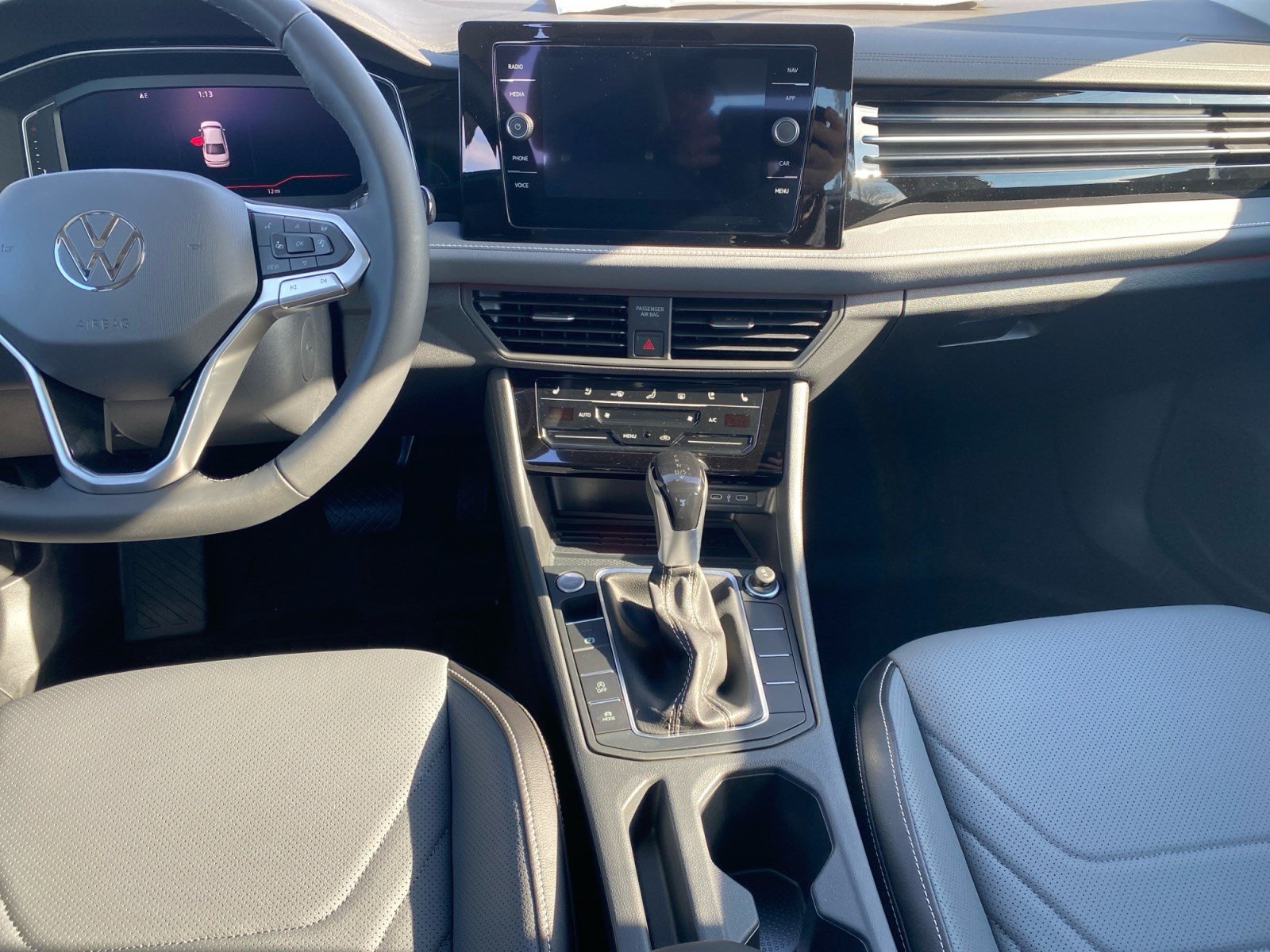 New 2026 Volkswagen Jetta SEL FWD image 12