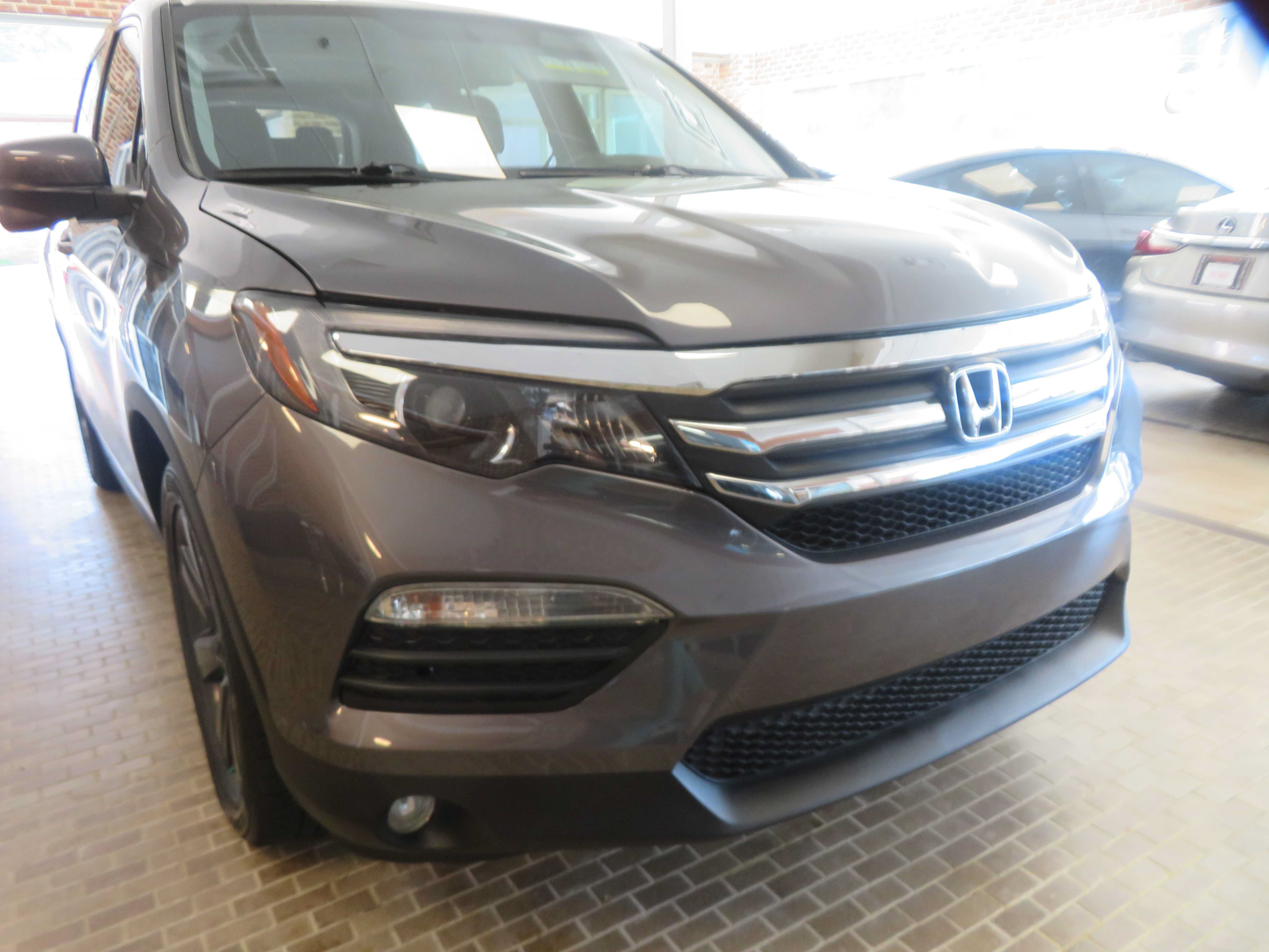 Used 2017 Honda Pilot EX-L image 61