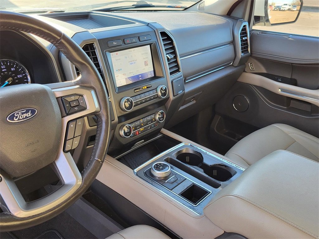 Used 2021 Ford Expedition XLT image 25