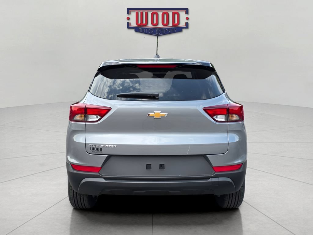 New 2026 Chevrolet TrailBlazer LS w/ LS Convenience Package FWD image 3