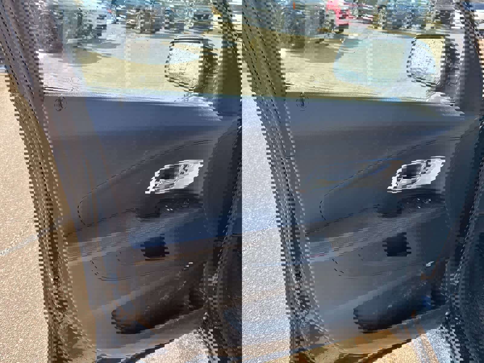 Used 2017 Chevrolet Equinox LT image 15