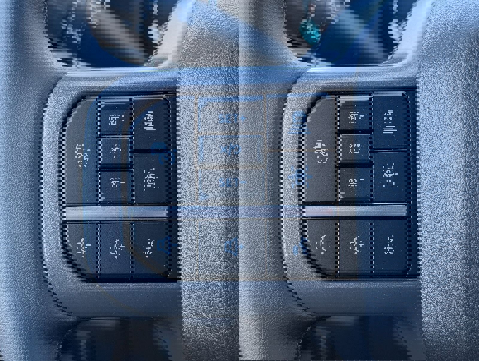 New 2026 Ford F150 Lariat w/ Equipment Group 501A Mid image 25