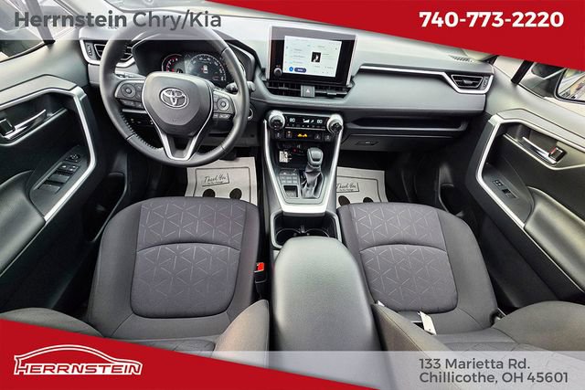 Used 2023 Toyota RAV4 XLE w/ Convenience Package image 11