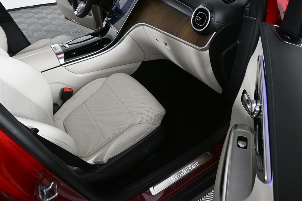Certified 2024 Mercedes-Benz GLC 300 4MATIC image 22
