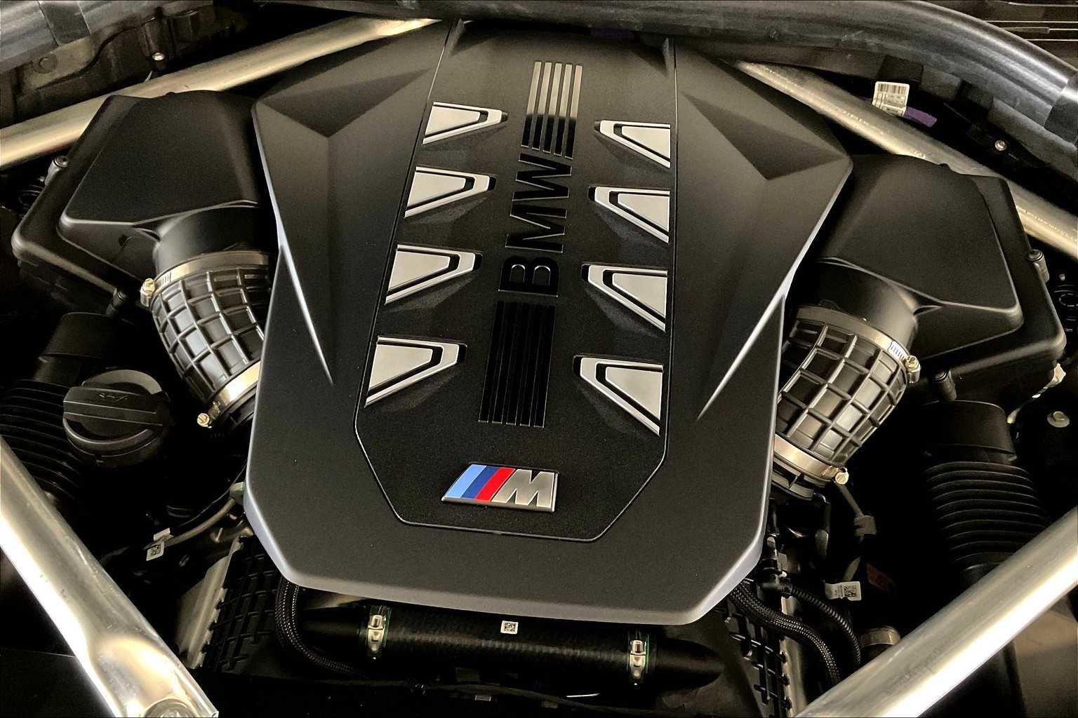 New 2026 BMW X7 M60i image 17