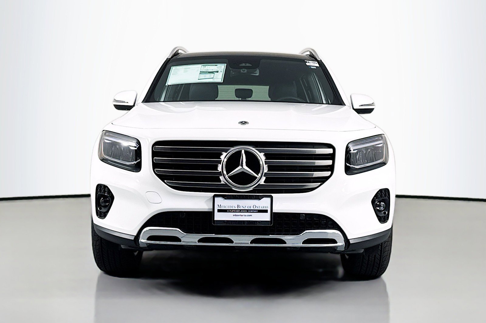 New 2026 Mercedes-Benz GLB 250 image 2