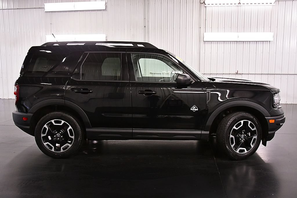 Used 2023 Ford Bronco Sport Outer Banks AWD/4WD image 8