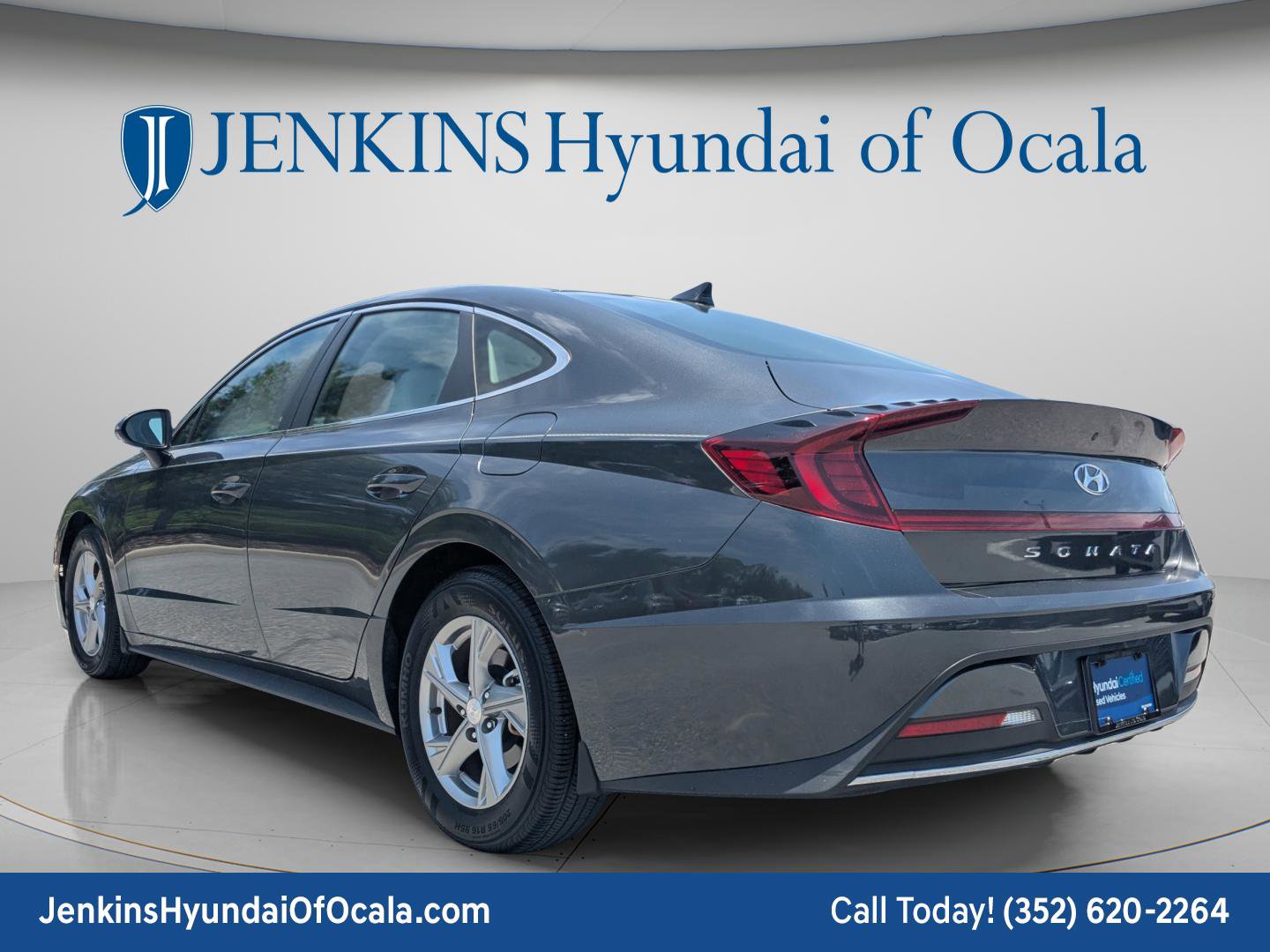 Used 2023 Hyundai Sonata SE w/ Preferred Accessory Package FWD image 5