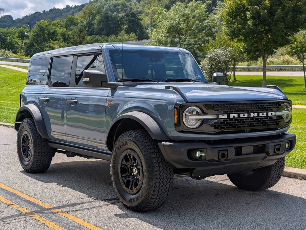 Used 2025 Ford Bronco Badlands AWD/4WD image 5