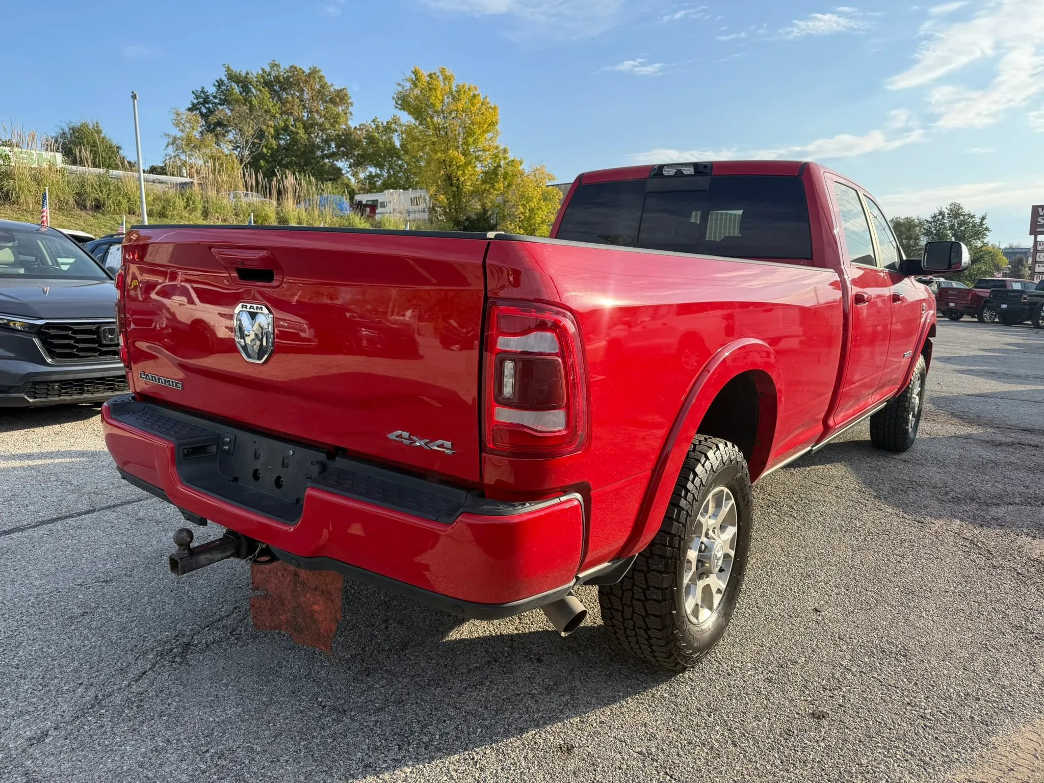 Used 2022 RAM 2500 Laramie AWD/4WD image 2