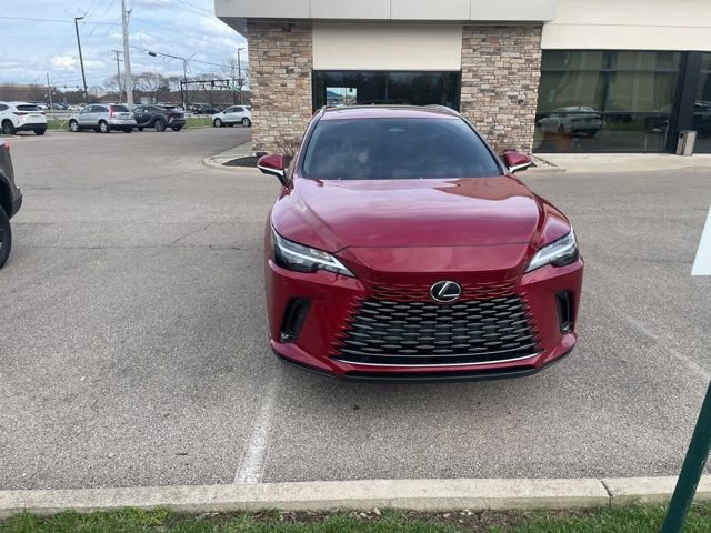 Used 2024 Lexus RX 350 w/ Convenience Package image 4