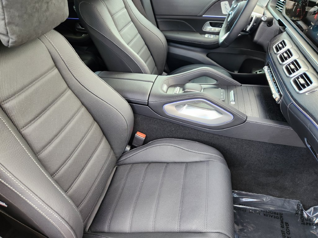 New 2026 Mercedes-Benz GLS 580 4MATIC image 13