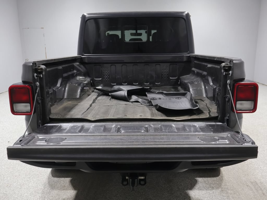 Used 2021 Jeep Gladiator Overland w/ Popular Equipment Package AWD/4WD image 5