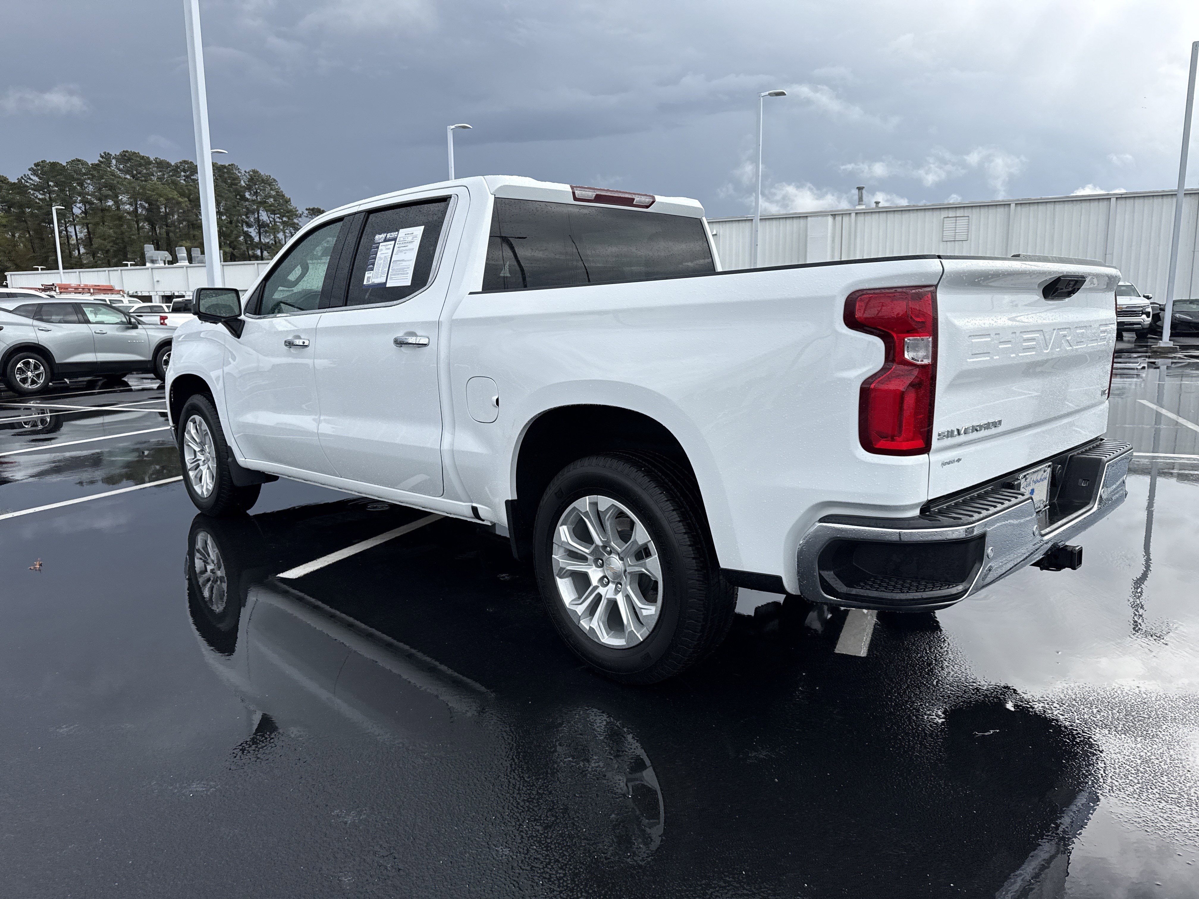 Certified 2024 Chevrolet Silverado 1500 LTZ image 12