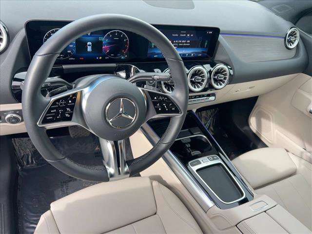 Certified 2025 Mercedes-Benz GLA 250 4MATIC image 10