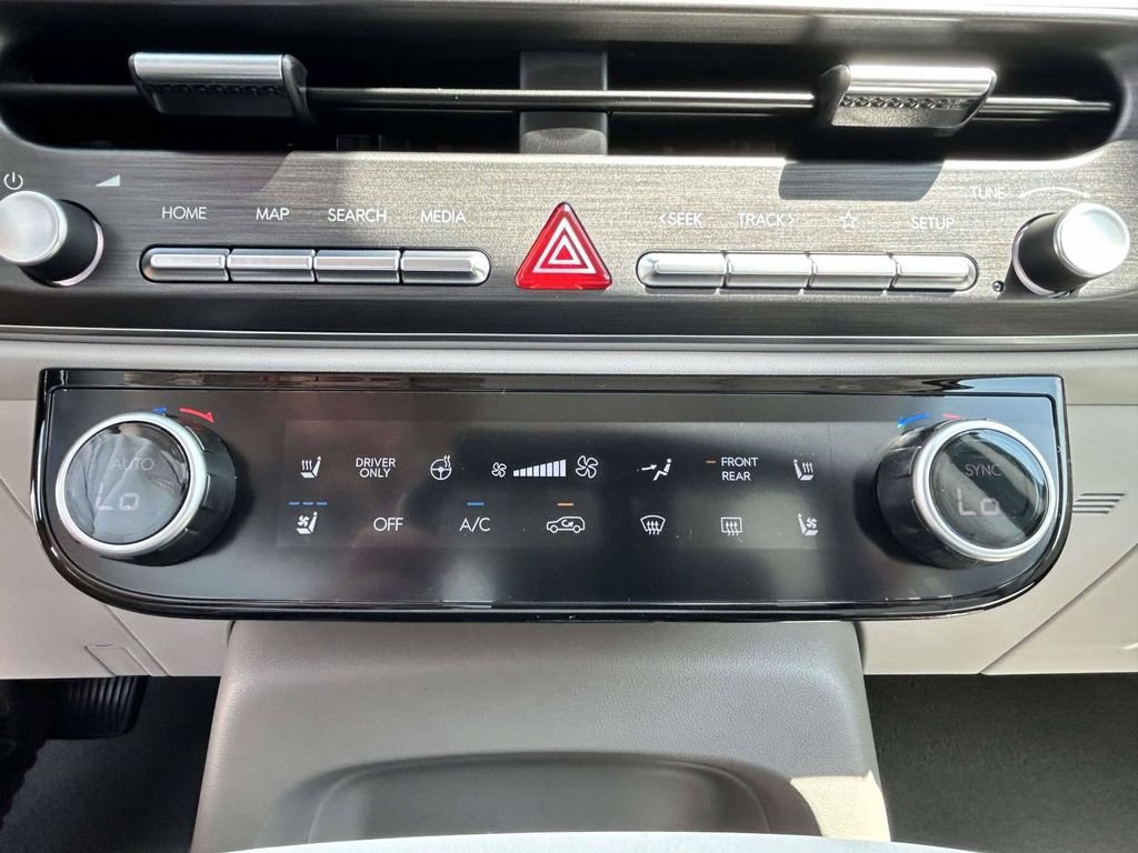 New 2026 Hyundai Palisade SEL Premium FWD image 22