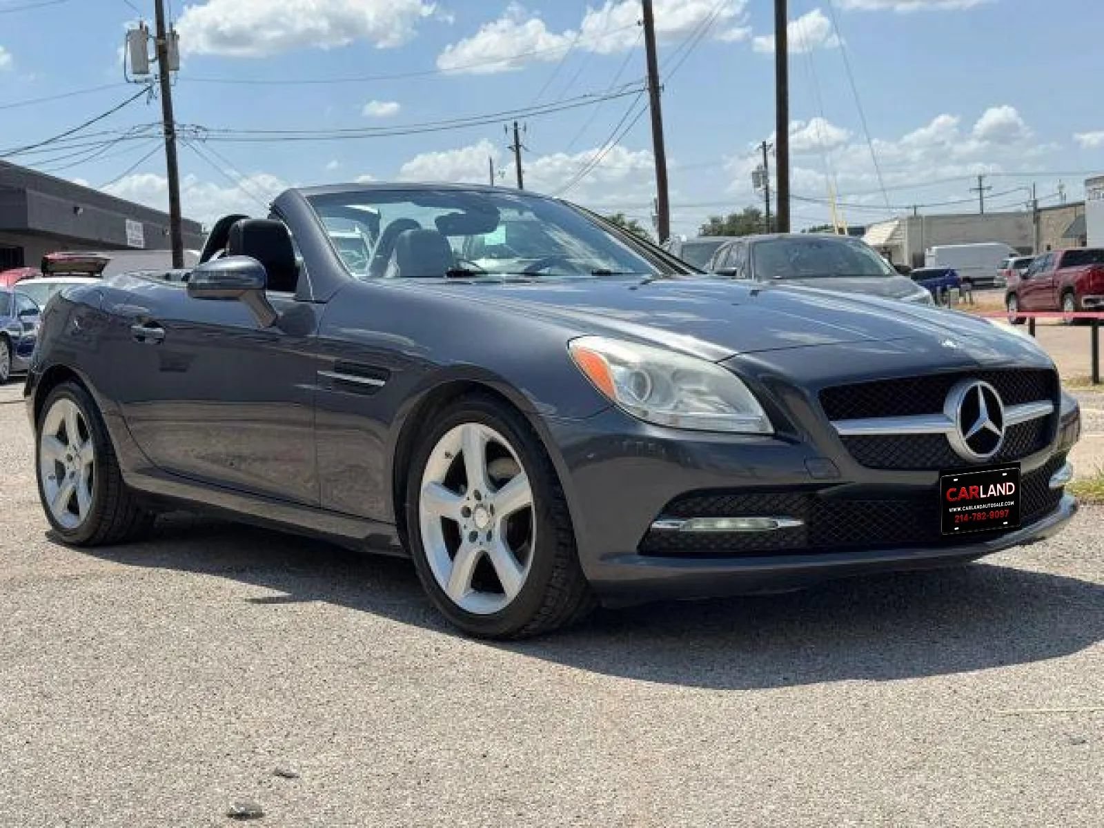 Used 2015 Mercedes-Benz SLK 250 image 16